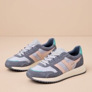 new in box Gola Chicago sneakers 8 light blue teal gray
